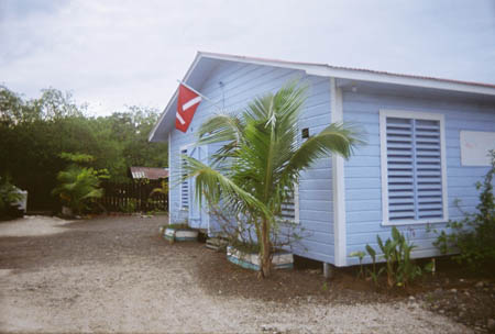 zeughaus_tauchbasis_tauchen_utila_belize